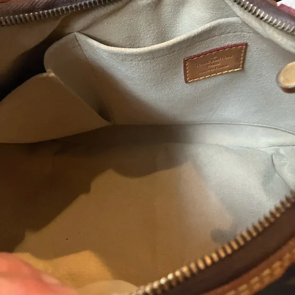 Louis Vuitton Etoile PM Shoulder Bag - Picture 6 of 15